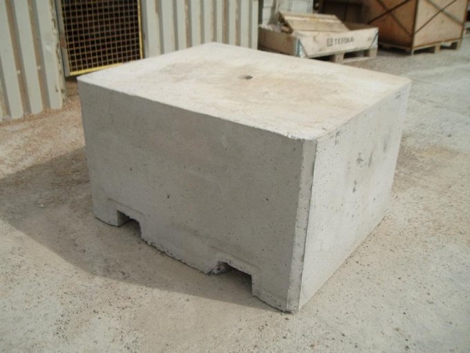 Security block showing the moulded forklift slots in its base